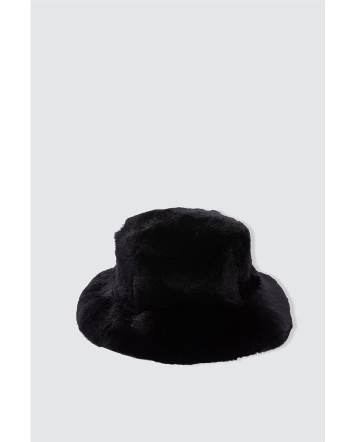 Cappello in pelliccia di rex rabbit nero